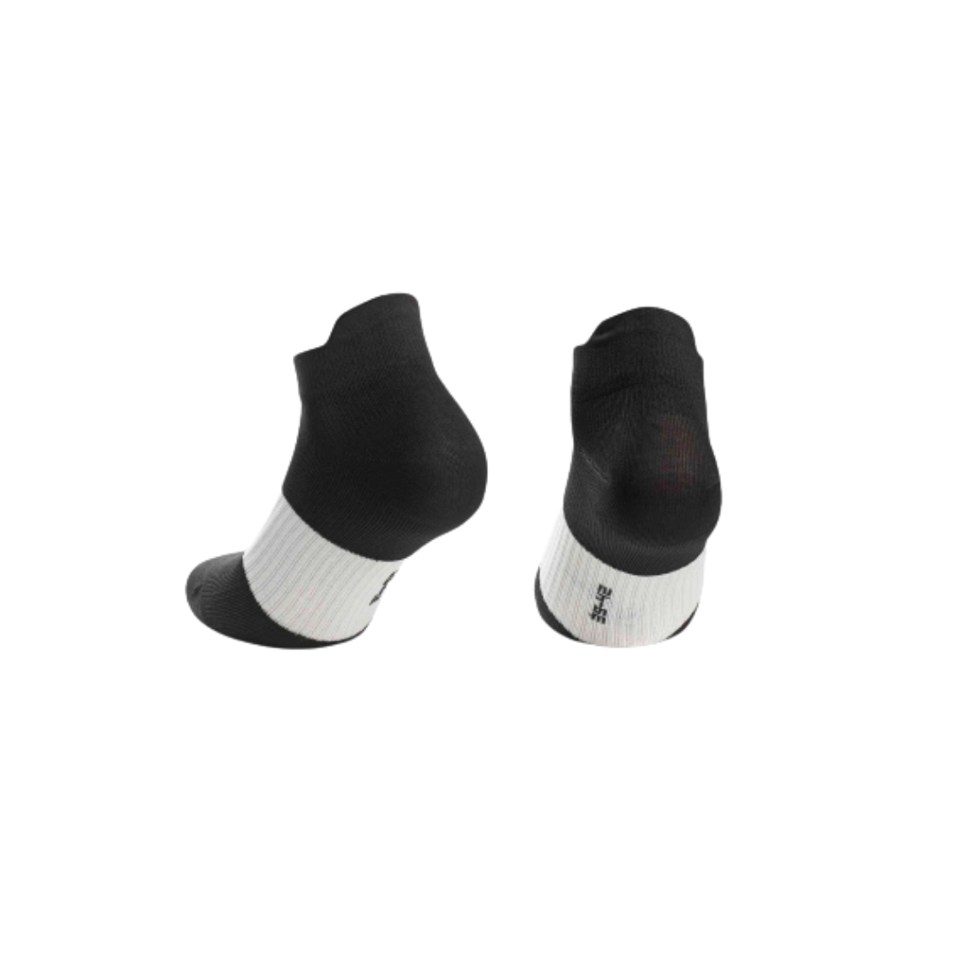 ASSOS Hot Summer Socks Black Series exibi