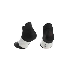 ASSOS Hot Summer Socks Black Series exibi